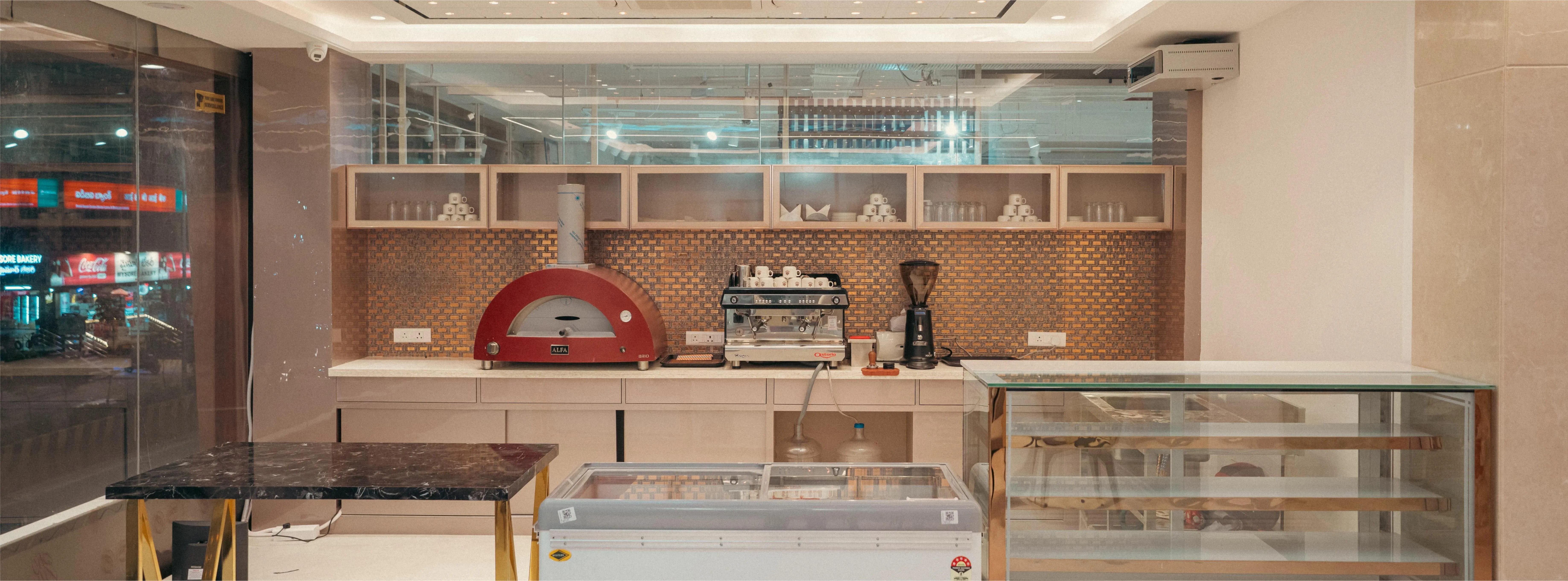 Ricch Café - elegant interior