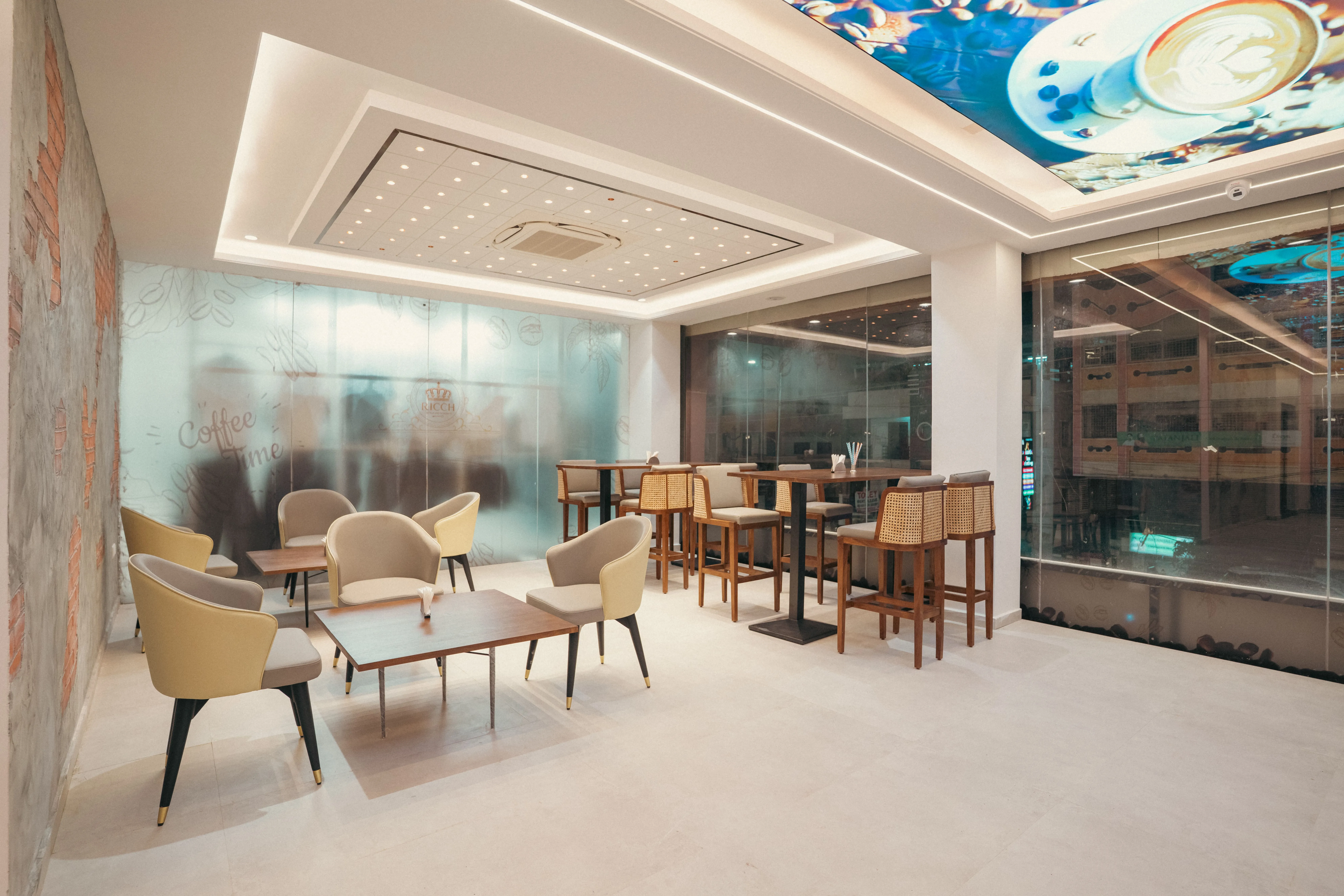 Ricch Café - coffee moments